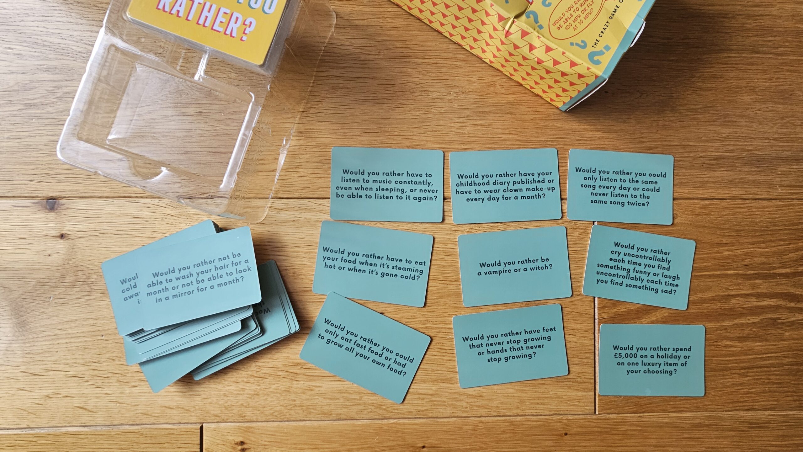 Would you rather...? Professor Puzzle - obrazek 2