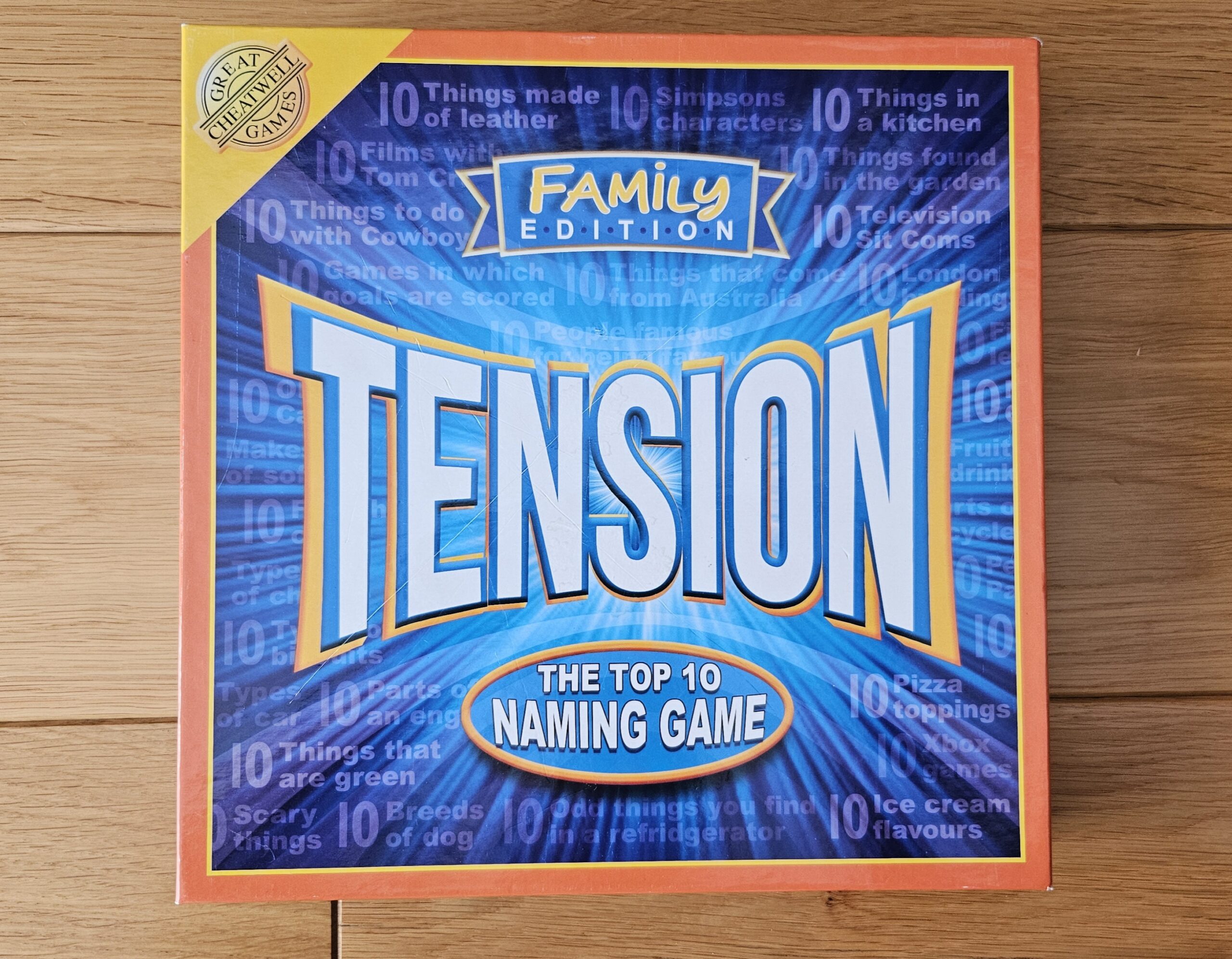 Tension naming card game Cheatwell Family edition