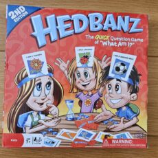 Hedbanz The quick question game of What am I? 2nd edition